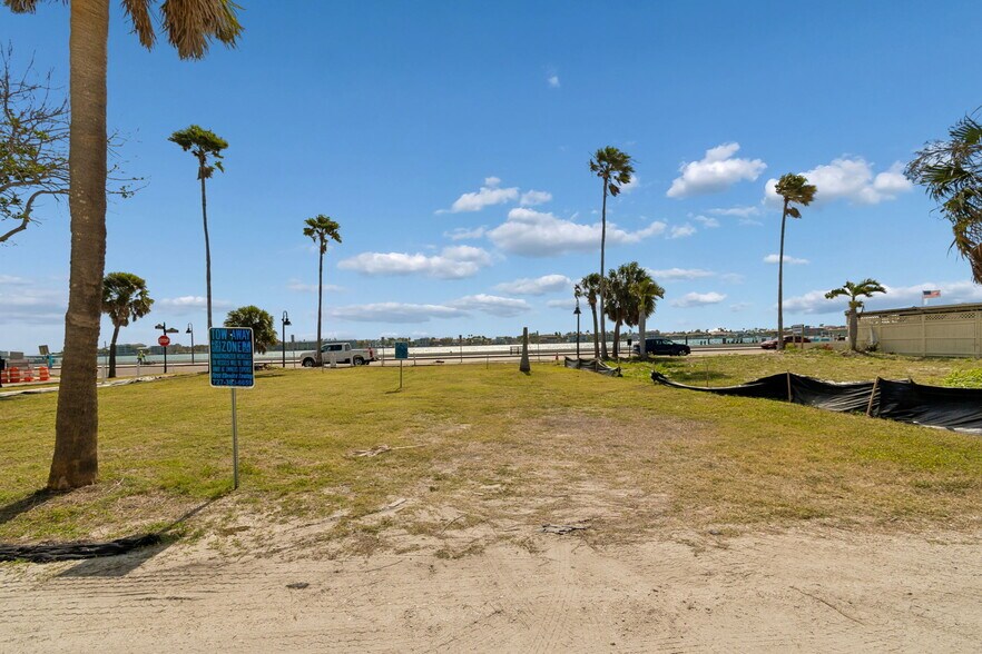 More Photos Of 808 Pass a Grille Way, St Pete Beach Land For Sale
