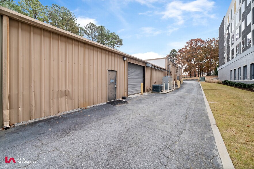 More Photos Of 2774 N Decatur Rd, Decatur Medical For Sale