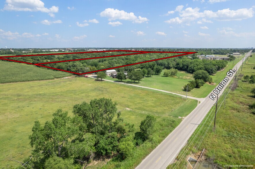 More Photos Of 211 Prospect Ave, Ponca City Land For Sale