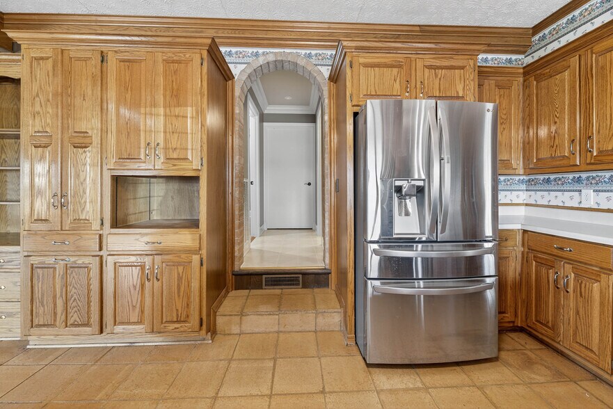 More Photos Of 221 John Ray Ln, Eastaboga Industrial For Sale