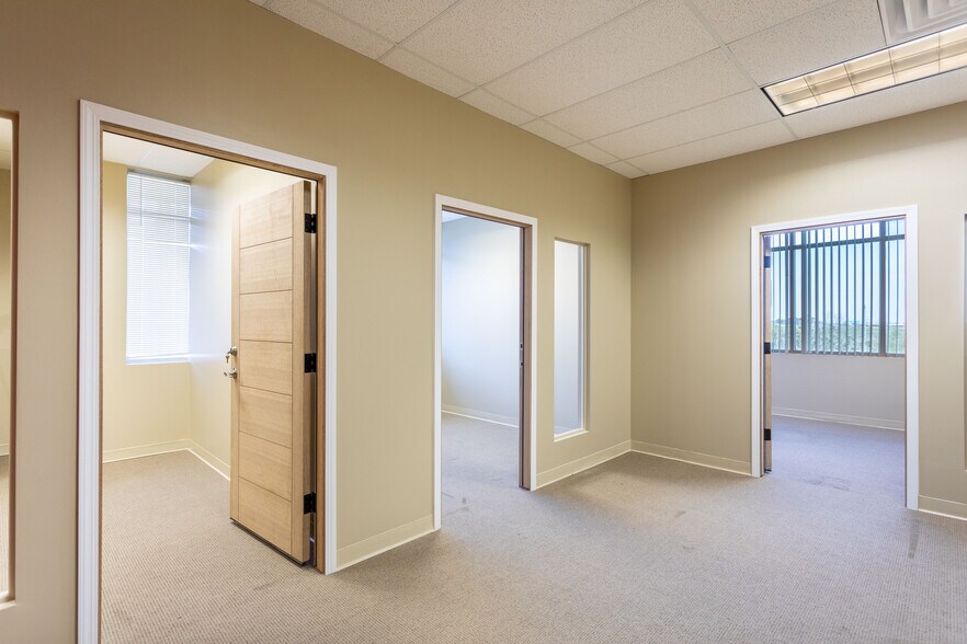 More Photos Of 4750-4794 Duckhorn Dr, Sacramento Research And Development For Lease