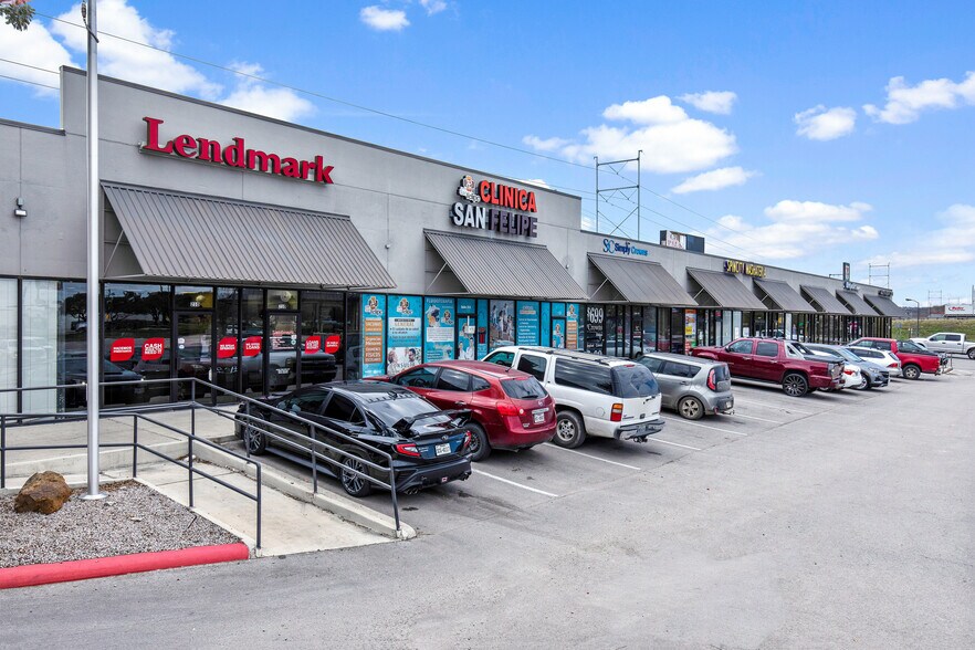 More Photos Of 400-900 Bugg Ln, San Marcos Unknown For Lease