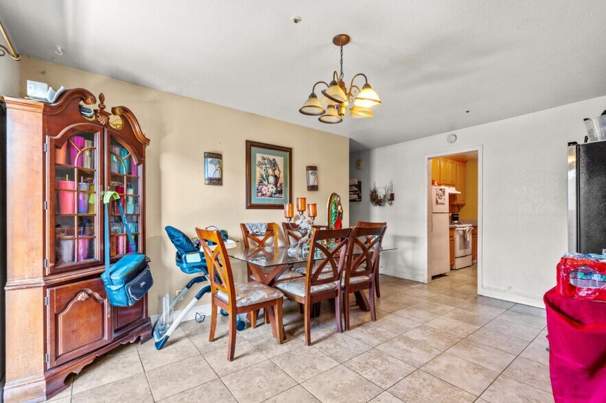 More Photos Of 33454 7th St, Union City Apartments For Sale