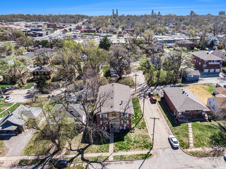 More Photos Of 801 N 48th St, Omaha Apartments For Sale