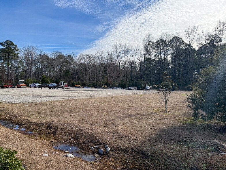 More Photos Of 694 Greyback Rd, Summerville Industrial For Sale