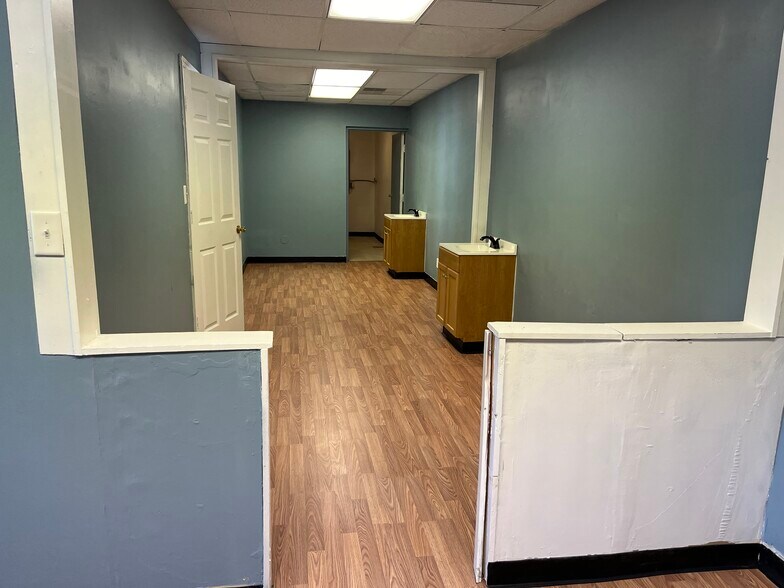 More Photos Of 1823 N Main St, Dayton Daycare Center For Sale
