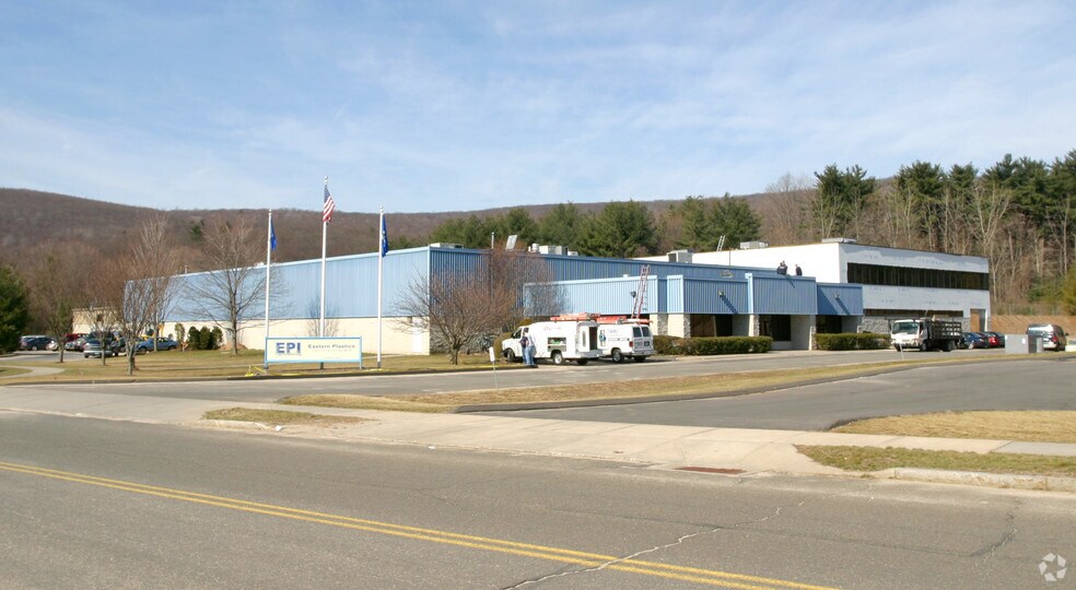 More Photos Of 110 Halcyon Dr, Bristol Manufacturing For Sale
