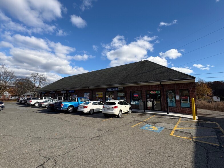 More Photos Of 199-215 Essex St, Beverly Freestanding For Lease