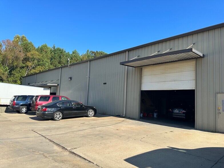 More Photos Of 400 Byram Dr, Byram Warehouse For Sale