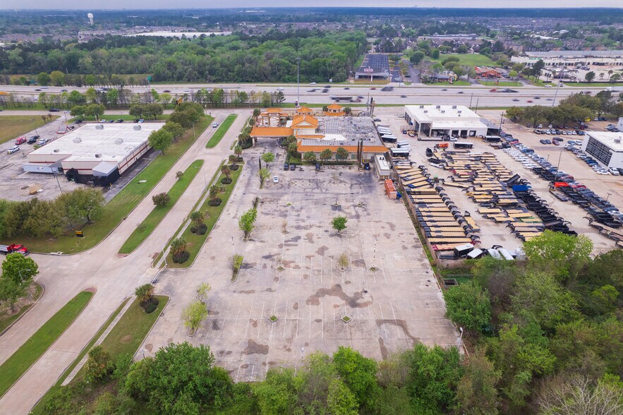 More Photos Of 10 Century Plaza Dr, Houston Restaurant For Sale