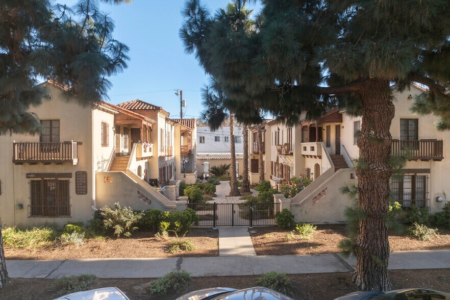 Primary Photo Of 4172-4180 Leimert blvd, Los Angeles Apartments For Sale