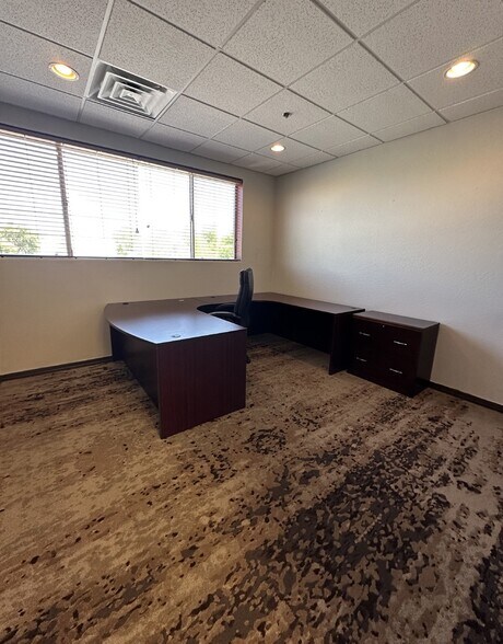 More Photos Of 4521 E Jensen St, Mesa Light Manufacturing For Lease