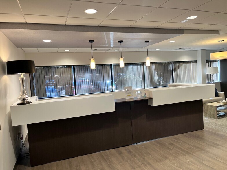 More Photos Of 1870 The Exchange SE, Atlanta Office For Lease