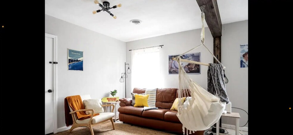 More Photos Of 2001 N 61st Ave, Pensacola Apartments For Sale