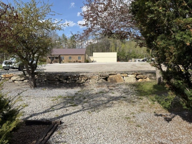 More Photos Of 30 Industrial Ln, Mendon Office Residential For Lease
