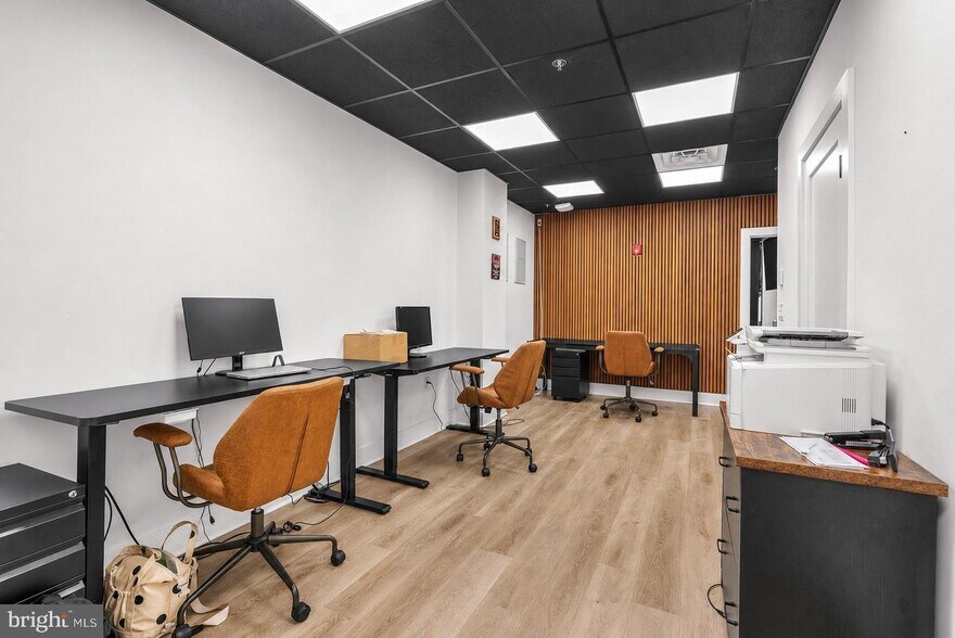 More Photos Of 160-164 N 2nd St, Philadelphia Apartments For Sale