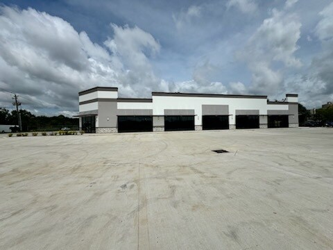 More Photos Of 525 Orchard st, Webster Medical For Lease