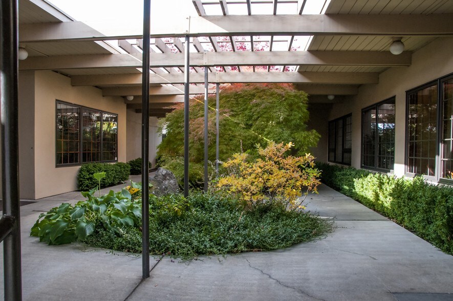 More Photos Of 314 S 12th Ave, Yakima Medical For Lease