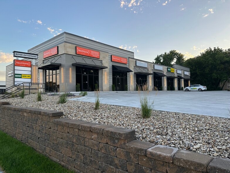Primary Photo Of 301 Kearney, Manhattan Storefront Retail Office For Lease
