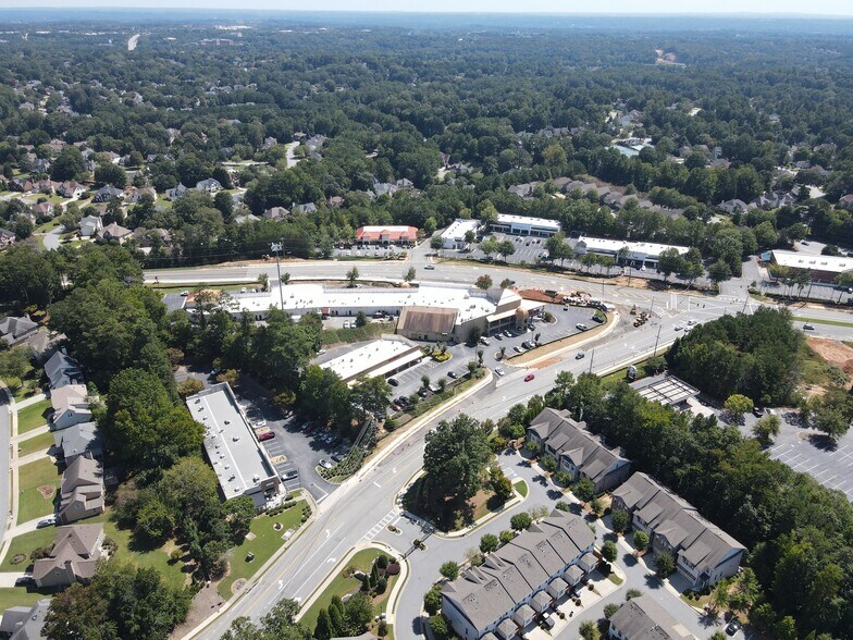 More Photos Of 11890 Douglas Rd, Alpharetta Storefront For Lease