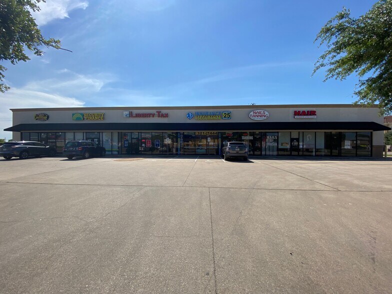 More Photos Of 109 S Hasler Blvd, Bastrop Freestanding For Lease