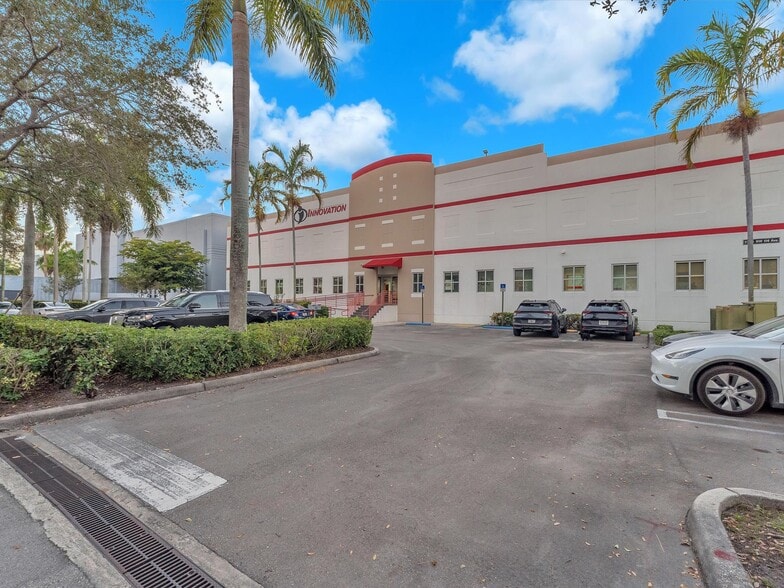 More Photos Of 2244 NW 114th Ave, Miami Warehouse For Sale