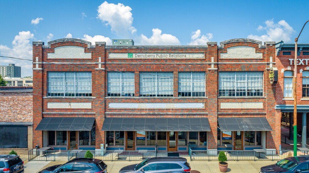 Primary Photo Of 423 Market St, Chattanooga General Retail For Lease