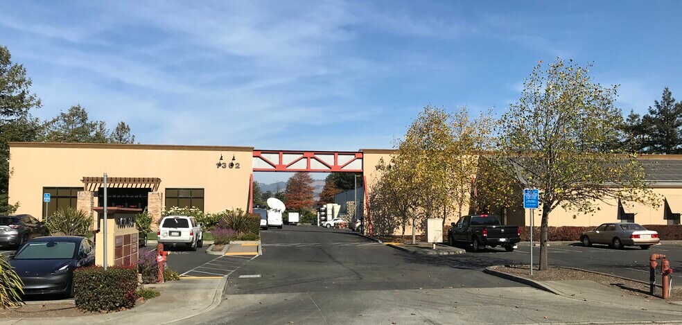 Primary Photo Of 1360 N McDowell Blvd, Petaluma Manufacturing For Lease