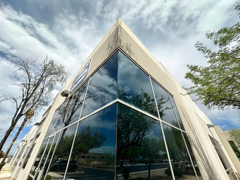 More Photos Of 4320 E Presidio St, Mesa Medical For Sale