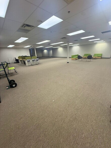 More Photos Of 201 London Pky, Birmingham Flex For Lease