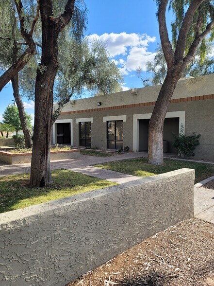 More Photos Of 2222 S Dobson Rd, Mesa Office For Lease