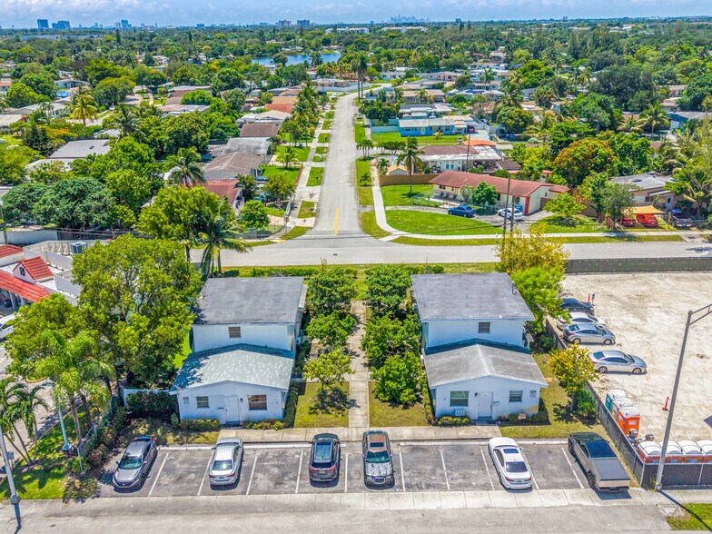 Primary Photo Of 3740 W Hallandale Beach Blvd, Pembroke Park Apartments For Sale