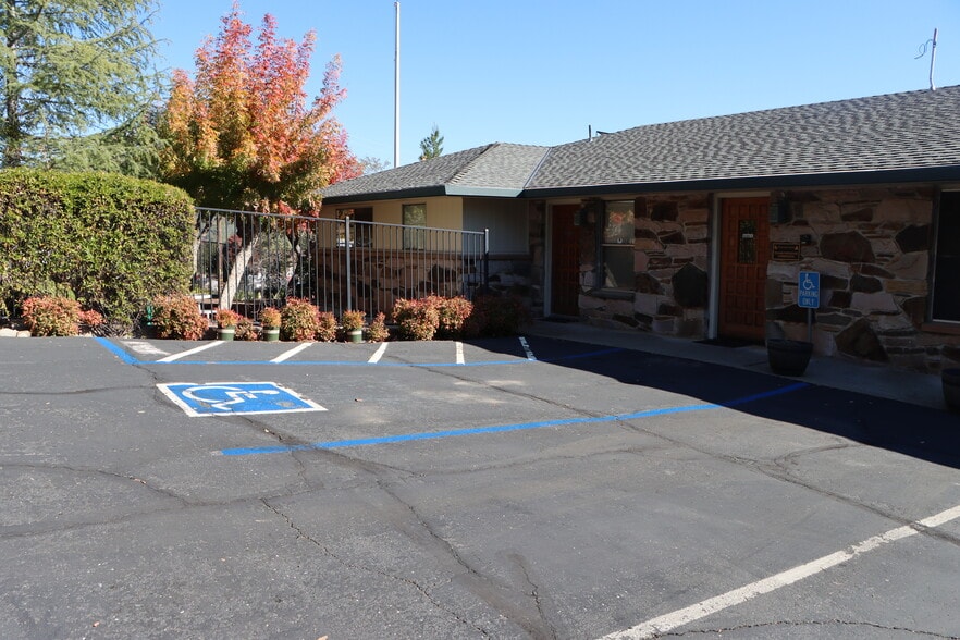 More Photos Of 2828 Easy St, Placerville Office For Sale