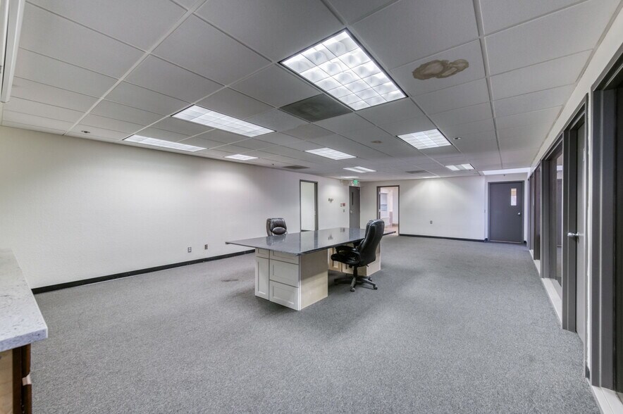 More Photos Of 5333 N Cornelia Ave, Fresno Warehouse For Sale