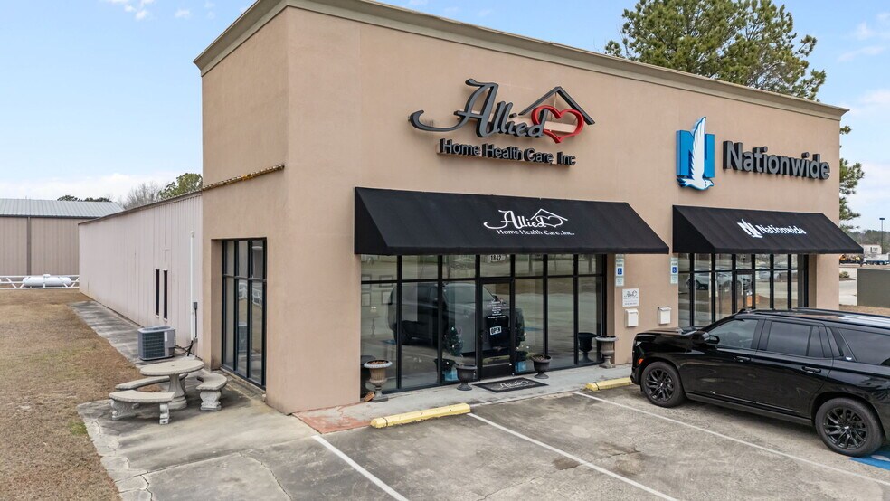 More Photos Of 1840 S Madison St, Whiteville Freestanding For Lease