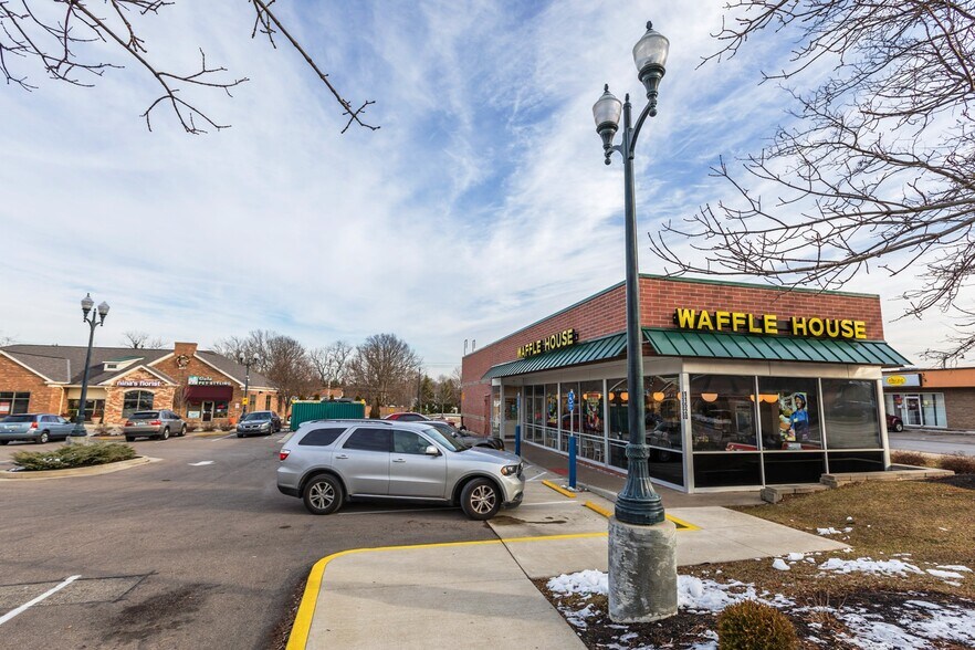 More Photos Of 11530-11548 Springfield Pike, Springdale Freestanding For Sale