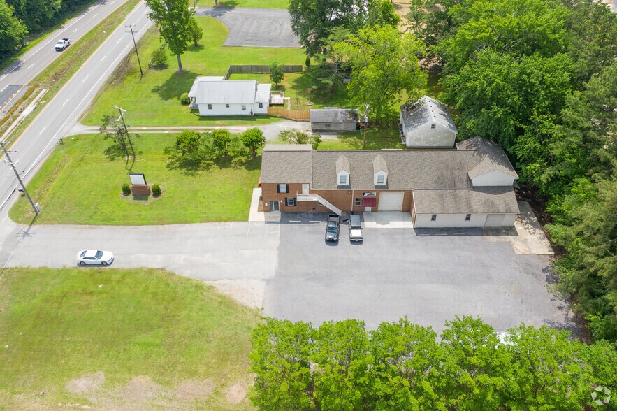 More Photos Of 15220 Carrollton Blvd, Carrollton Flex For Sale