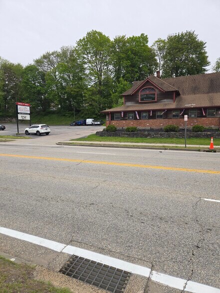 More Photos Of 336-364 W Main St, Norwich Restaurant For Sale