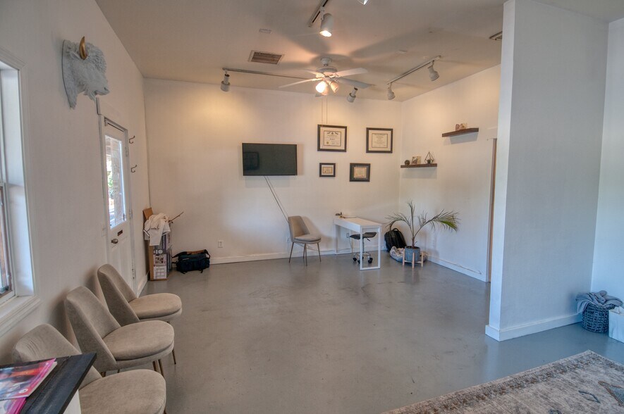 More Photos Of 45 Castle Rock Rd, Sedona Office For Sale