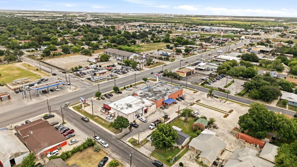More Photos Of 4946 Rigsby Ave, San Antonio Restaurant For Sale