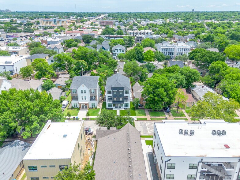 More Photos Of 3133 Cockrell Ave, Fort Worth Apartments For Sale