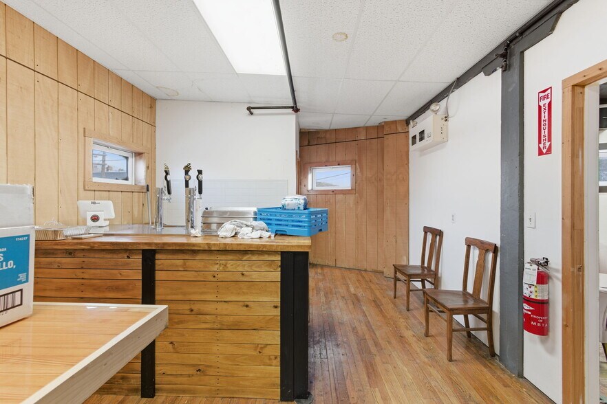 More Photos Of 2 Chapel St, Honesdale Flex For Lease