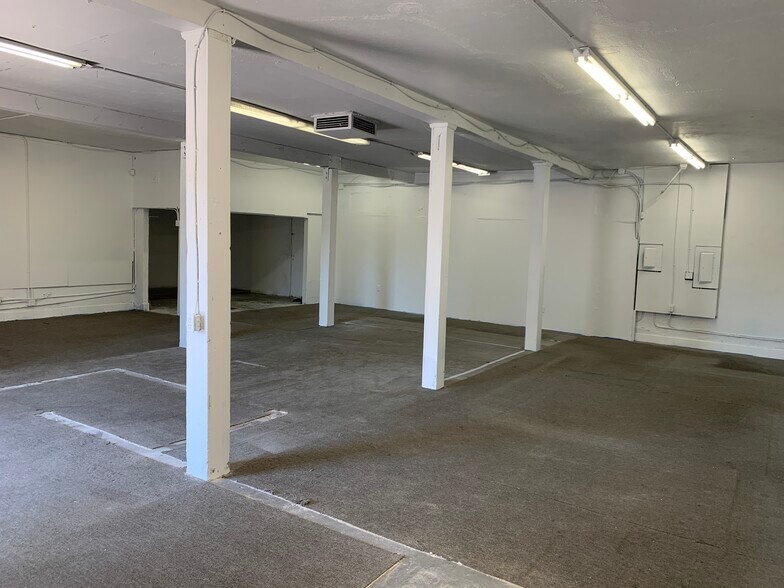 More Photos Of 501 S Fetterly Ave, East Los Angeles Storefront Retail Residential For Sale