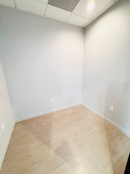 More Photos Of 588-590 Washington Blvd, Marina Del Rey Freestanding For Lease