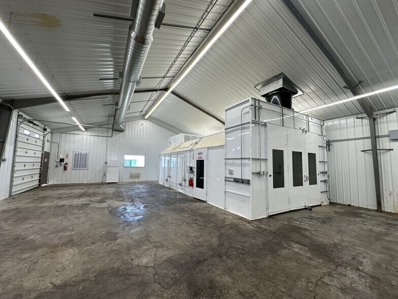 More Photos Of 18668 B50 Rd, Delta Distribution For Sale