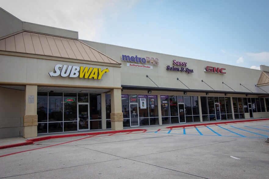 More Photos Of 2112 Belle Chasse Hwy, Gretna Unknown For Lease