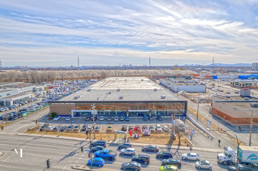More Photos Of 6200-6250 Boul Henri-Bourassa E, Montréal Warehouse For Lease