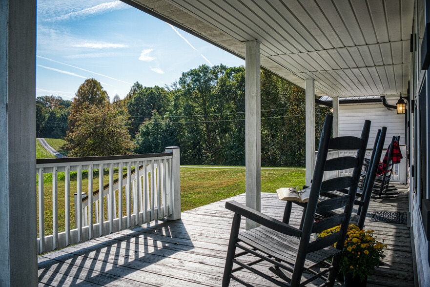 More Photos Of 1249 Gulf Rd, Spencer Golf Course Driving Range For Sale