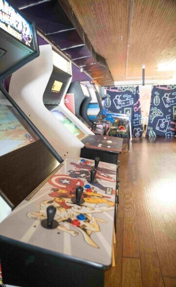 More Photos Of 110 1st Ave SE, Winchester Storefront Retail Office For Sale