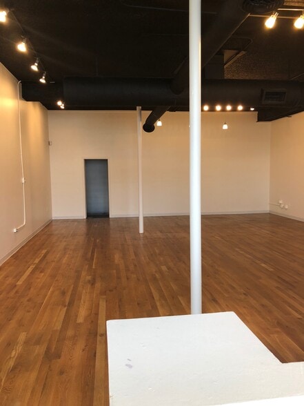 More Photos Of 910-948 W 8th Ave, Denver Storefront For Lease